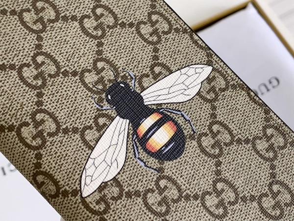 グッチ財布コピー側面デザイン